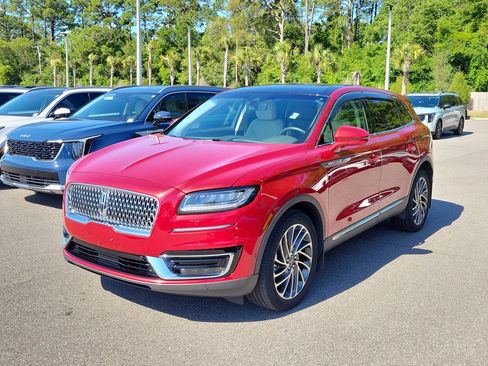 Used 2020 Lincoln Nautilus Reserve w/ Equipment Group 201A AWD/4WD image 3