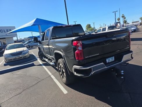 Used 2025 Chevrolet Silverado 2500 LT w/ Convenience Package image 10