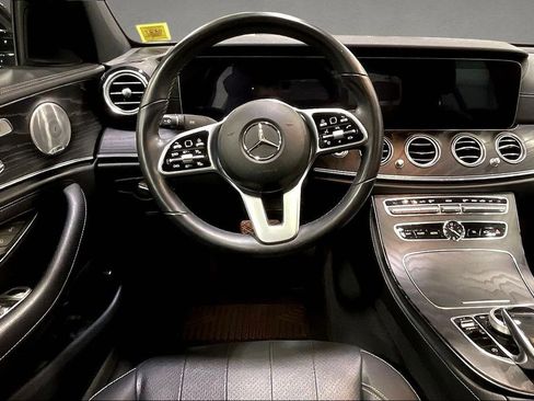Used 2020 Mercedes-Benz E 350 4MATIC Sedan image 8