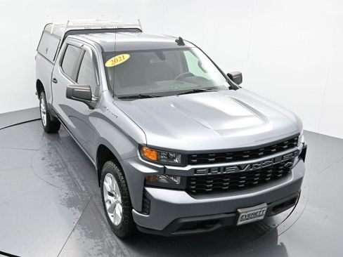Used 2021 Chevrolet Silverado 1500 Custom AWD/4WD image 38