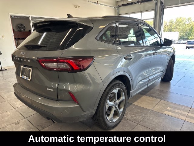 Used 2024 Ford Escape ST-Line w/ Tech Pack #1 AWD/4WD image 10