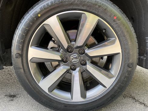 Used 2024 Honda Pilot Touring image 43