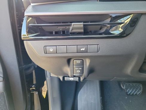 New 2026 Nissan Murano SV AWD/4WD image 21