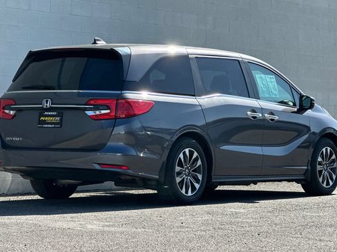 Used 2024 Honda Odyssey EX-L image 4