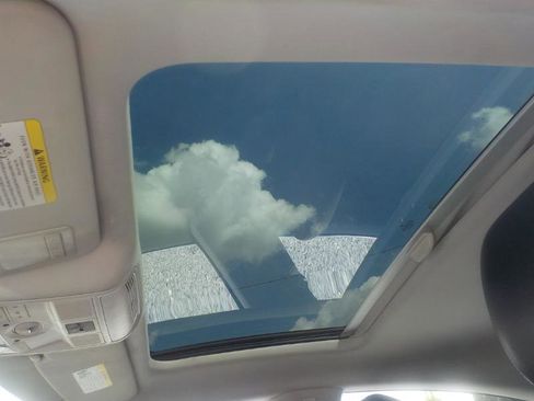 Used 2012 Volkswagen CC Executive image 17