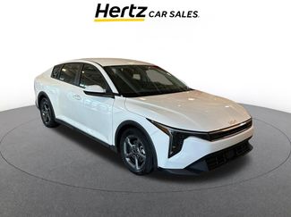 Used 2025 Kia K4 LXS video 1