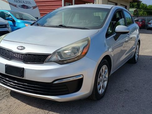 Used 2017 Kia Rio LX w/ Power Package FWD image 1