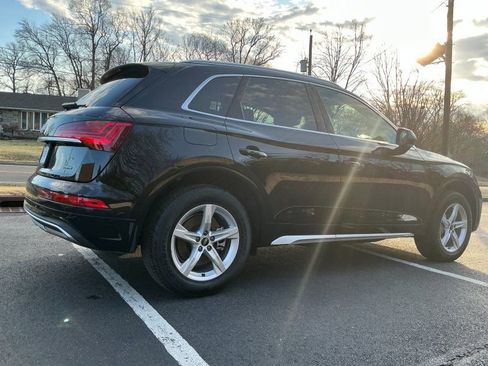 Used 2023 Audi Q5 2.0T Premium w/ Convenience Package image 5