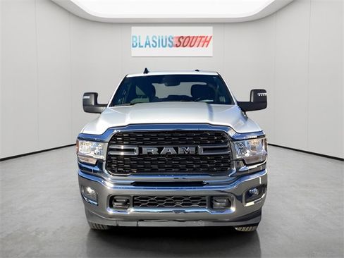Used 2024 RAM 2500 Big Horn image 8