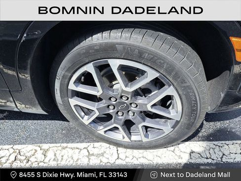 Used 2023 Chevrolet Blazer RS w/ Driver Confidence II Package image 9