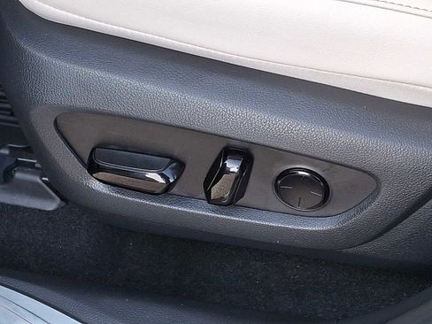 Certified 2025 Lexus NX 350 Luxury image 11