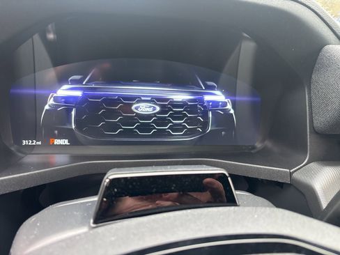 New 2026 Ford Explorer ST-Line w/ ST-Line Street Pack image 14