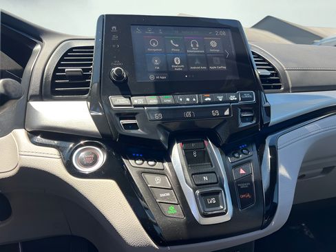 Used 2018 Honda Odyssey Elite image 44