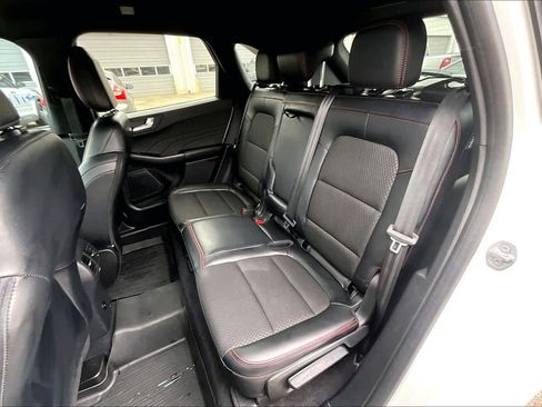 Certified 2023 Ford Escape ST-Line w/ Tech Pack #1 image 21