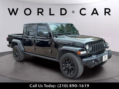 Used 2025 Jeep Gladiator Sport