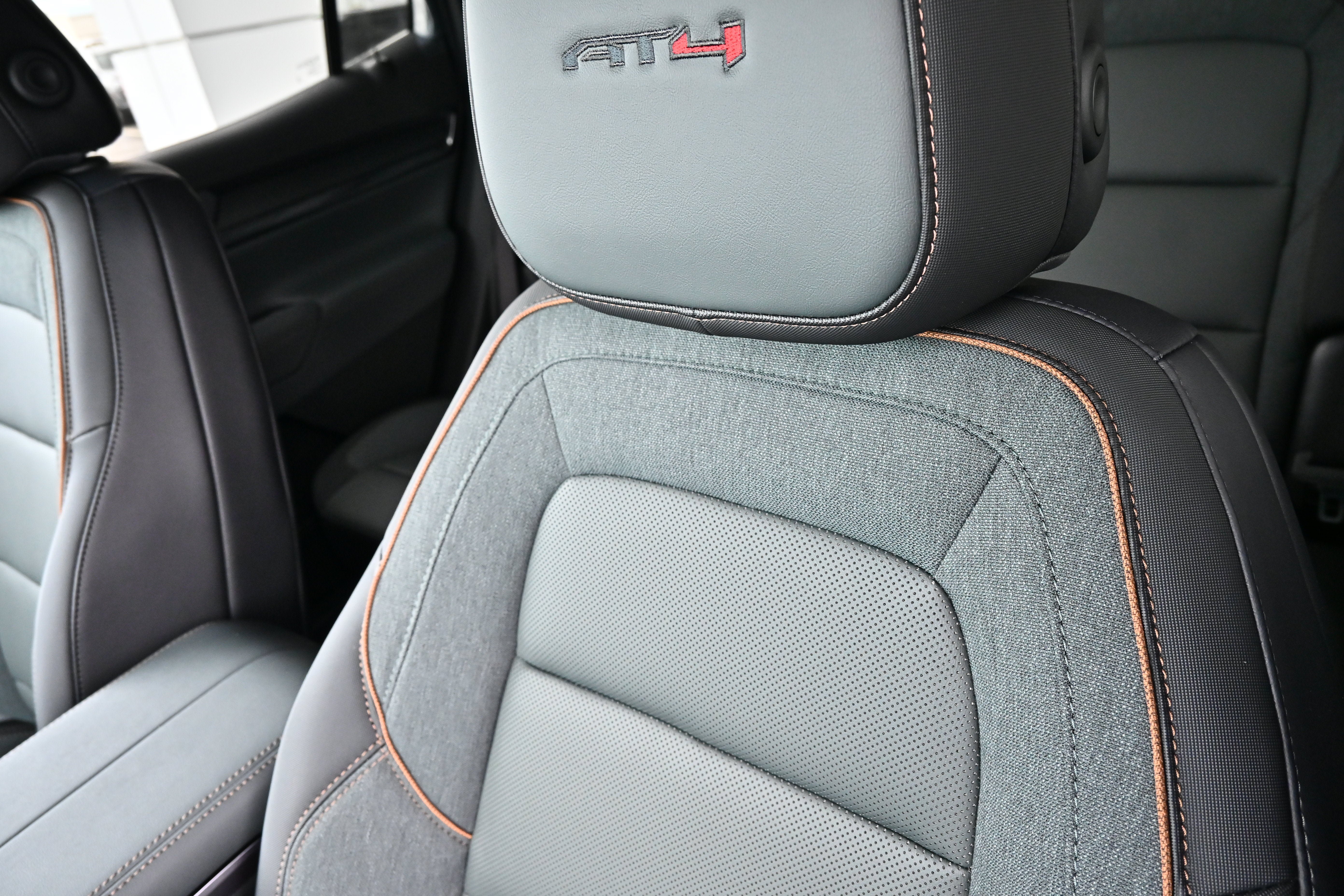 New 2027 GMC Terrain AT4 w/ Technology Package II AWD/4WD image 26
