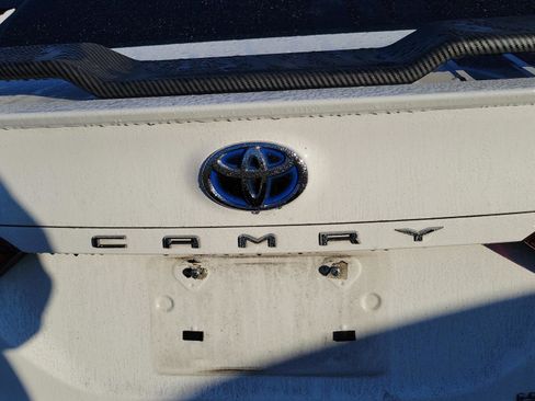 Used 2024 Toyota Camry SE image 20