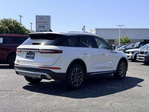 Used 2022 Lincoln Corsair FWD w/ Equipment Group 101A image 2
