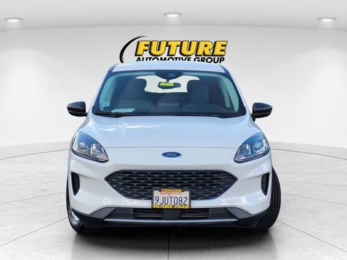 Used 2022 Ford Escape SE FWD image 4