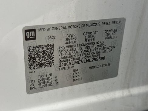 Used 2022 GMC Terrain SLE image 24