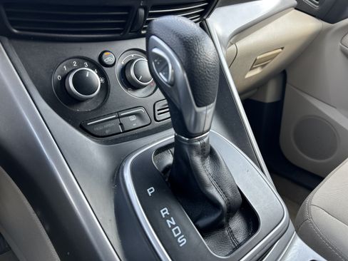 Used 2013 Ford Escape SE FWD image 15