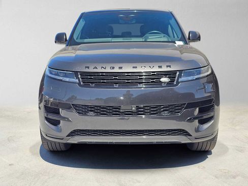 Used 2024 Land Rover Range Rover Sport SE AWD/4WD image 8