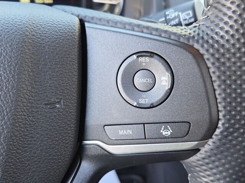 Used 2025 Honda Passport EX-L image 24