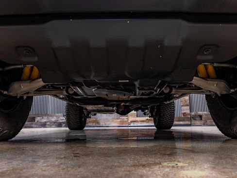 Used 2023 Ford Bronco Black Diamond w/ Sasquatch Package image 21