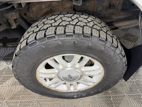 Used 2010 Ford F150 Lariat image 20