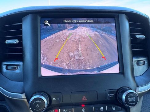 Used 2020 RAM 1500 Laramie image 27