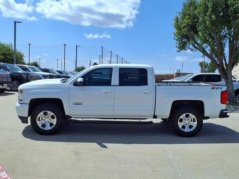 Used 2018 Chevrolet Silverado 1500 LT w/ Texas Edition AWD/4WD image 26