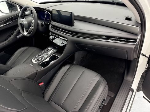 Used 2025 INFINITI QX60 Luxe w/ Cargo Package FWD image 16