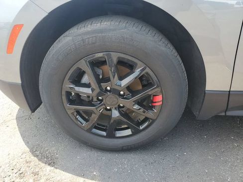 Used 2024 Chevrolet Equinox LT w/ LPO, Floor Liner Package FWD image 32