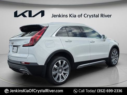 Used 2020 Cadillac XT4 Premium Luxury w/ Driver Assist Package FWD image 7