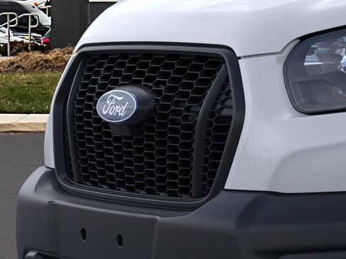 New 2026 Ford Transit 250 Low Roof RWD image 17