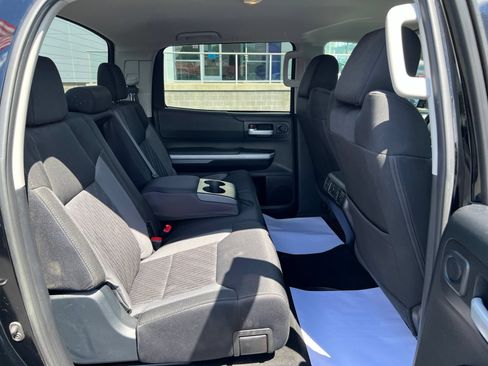 Used 2017 Toyota Tundra SR5 AWD/4WD image 47