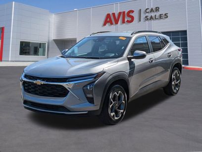 Used 2025 Chevrolet Trax LT w/ LT Convenience Package