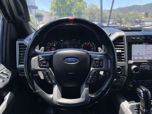 Used 2018 Ford F150 Raptor w/ Equipment Group 802A Luxury AWD/4WD image 10