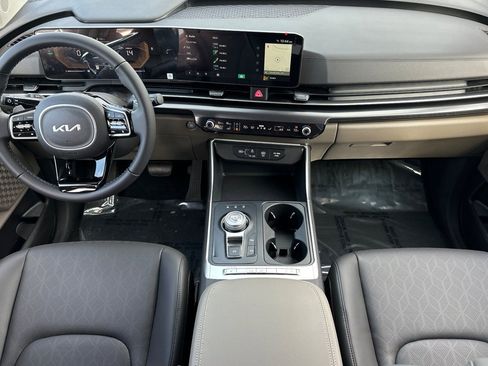 New 2026 Kia Carnival LXS image 11