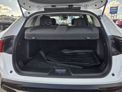 Certified 2024 Chevrolet Trax ACTIV w/ Sunroof Package FWD image 10