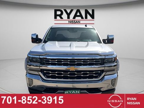 Used 2018 Chevrolet Silverado 1500 LTZ w/ LTZ Plus Package AWD/4WD image 4