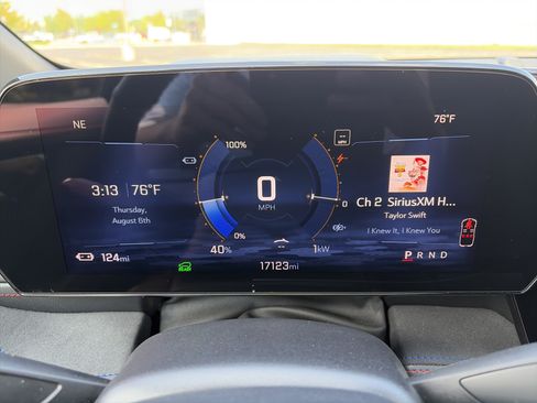 Used 2025 Chevrolet Blazer EV RS AWD/4WD image 19
