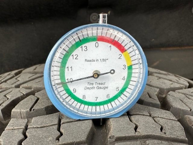 Used 2025 GMC Sierra 1500 AT4 AWD/4WD image 17