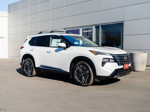 New 2026 Nissan Rogue Platinum AWD/4WD image 31