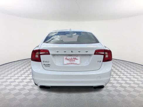 Used 2016 Volvo S60 T5 Premier FWD image 15