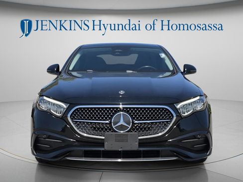 Used 2025 Mercedes-Benz E 350 4MATIC Sedan image 12