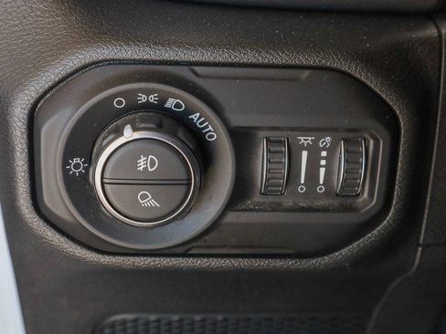 Used 2021 Jeep Gladiator Overland w/ Popular Equipment Package image 31