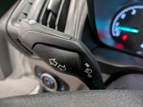 Used 2021 Ford Transit Connect XL image 19