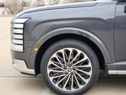New 2026 Hyundai Palisade Calligraphy FWD image 5