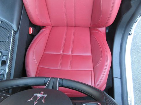 Used 2023 Maserati Ghibli Modena Q4 image 12